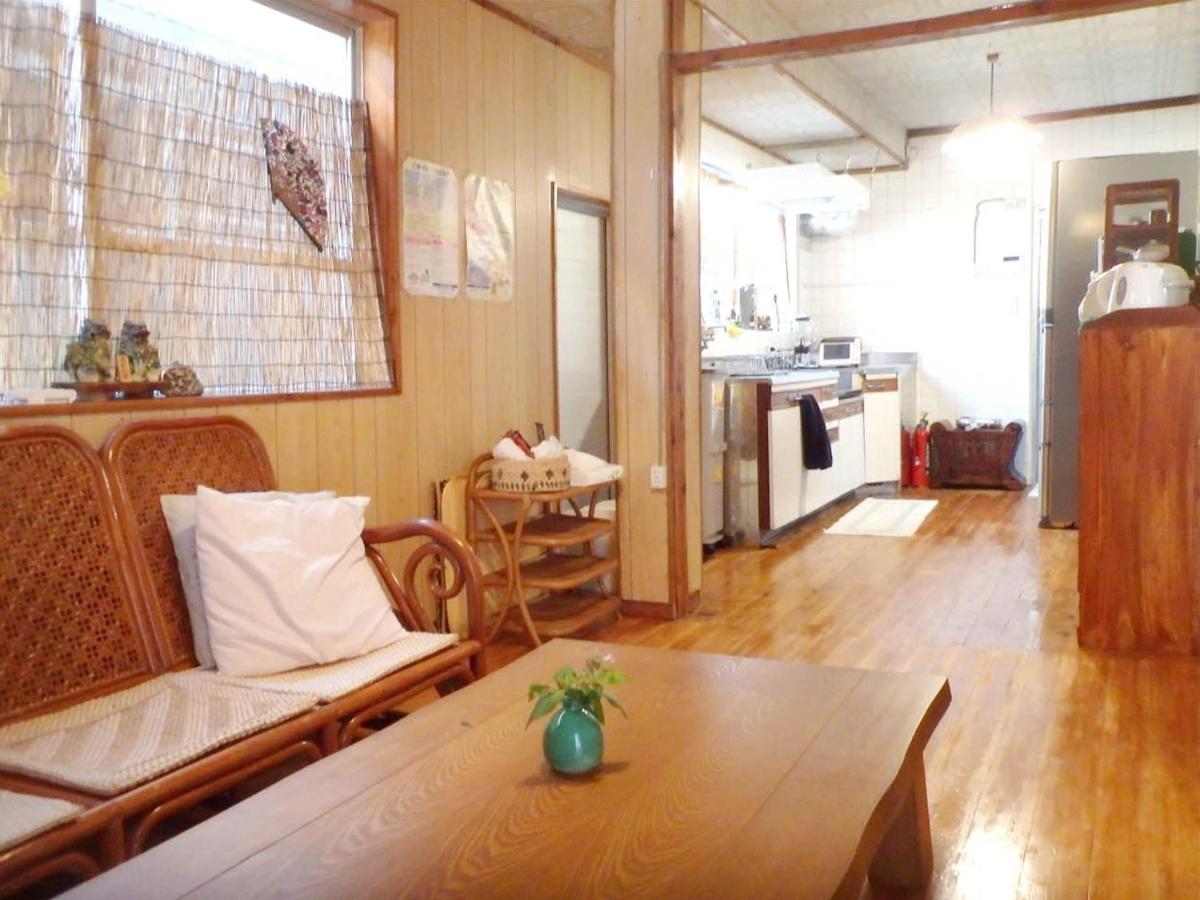 石垣島 一棟貸切りのお宿 ちゅら赤瓦 Ishigaki  Eksteriør bilde